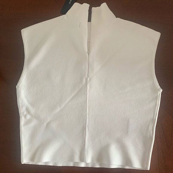 BCBMAXAZRIA sleeveless turtleneck mock neck crop top in white size M, NWT - Picture 3 of 5